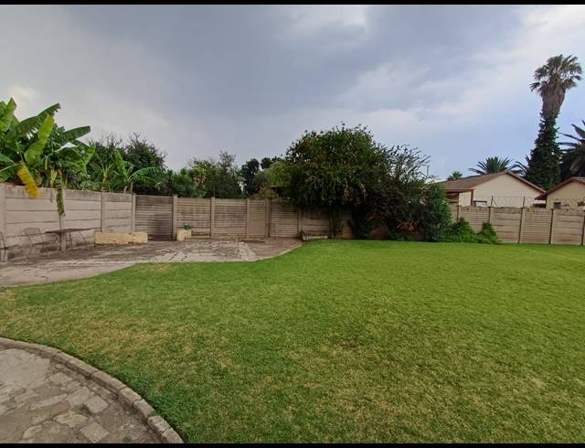 3 BEDROOM HOUSE FOR SALE IN VANDERBIJLPARK SE 6